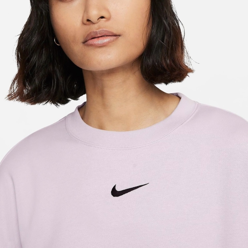Nike Crew Neck Sweatshirt - Picture 3 of 3